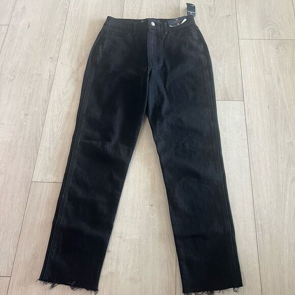 Hollister Denim - Hollister ultra high rise mom jeans size 3